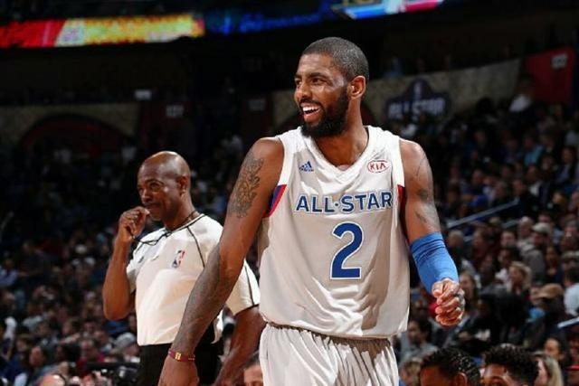 体育图片：预计萨内和科曼中一人明夏被清洗