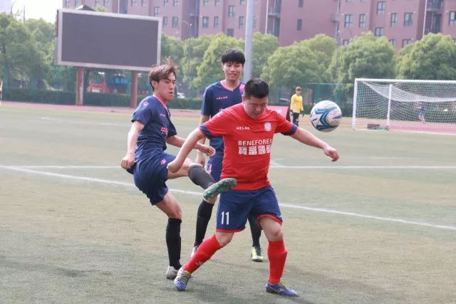 史密斯30分江苏不敌山东10连败 克里斯25+21